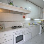 Fully equipped kitchen including dishwasher & tumble dryer